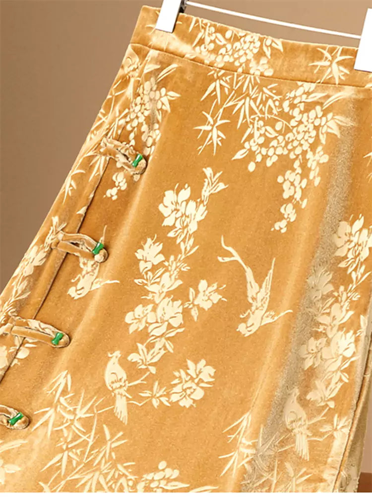 Vintage Chinese-style Velvet Embroidered A-line Skirt with Slit