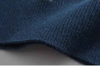 Vintage-Pullover mit niedlichem Cartoon-Gans-Intarsienmuster und Rundhalsausschnitt