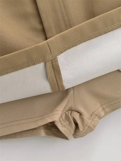 Vintage-Minirock mit Stickerei und hohem Bund