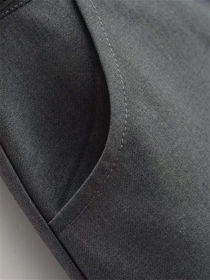 Vintage-Minirock mit Stickerei und hohem Bund