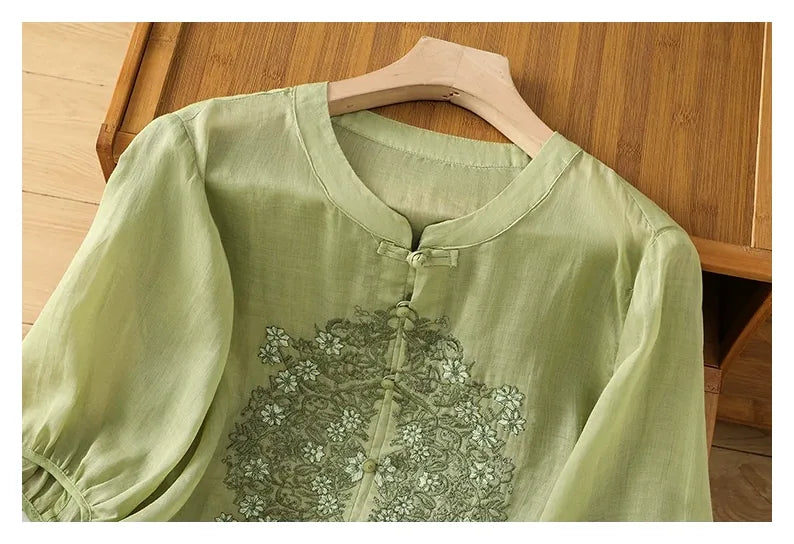 Vintage Relaxed Blouse with Floral Lace Embroidery - detail view