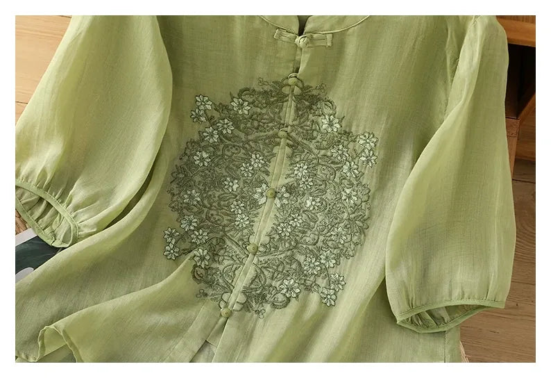 Vintage Relaxed Blouse with Floral Lace Embroidery - detail view