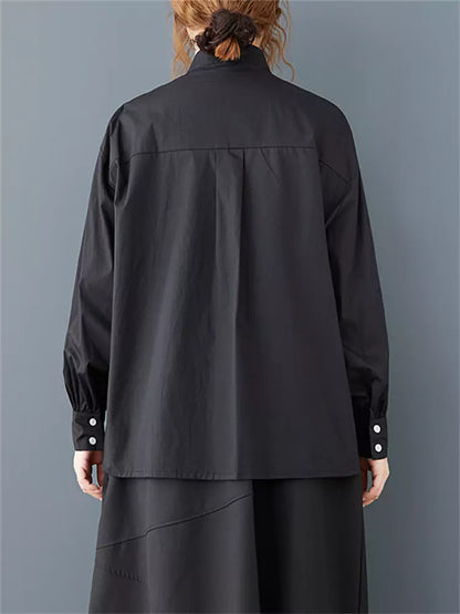 Vintage-Bluse mit Rosenmuster, V-Ausschnitt und langen Ärmeln