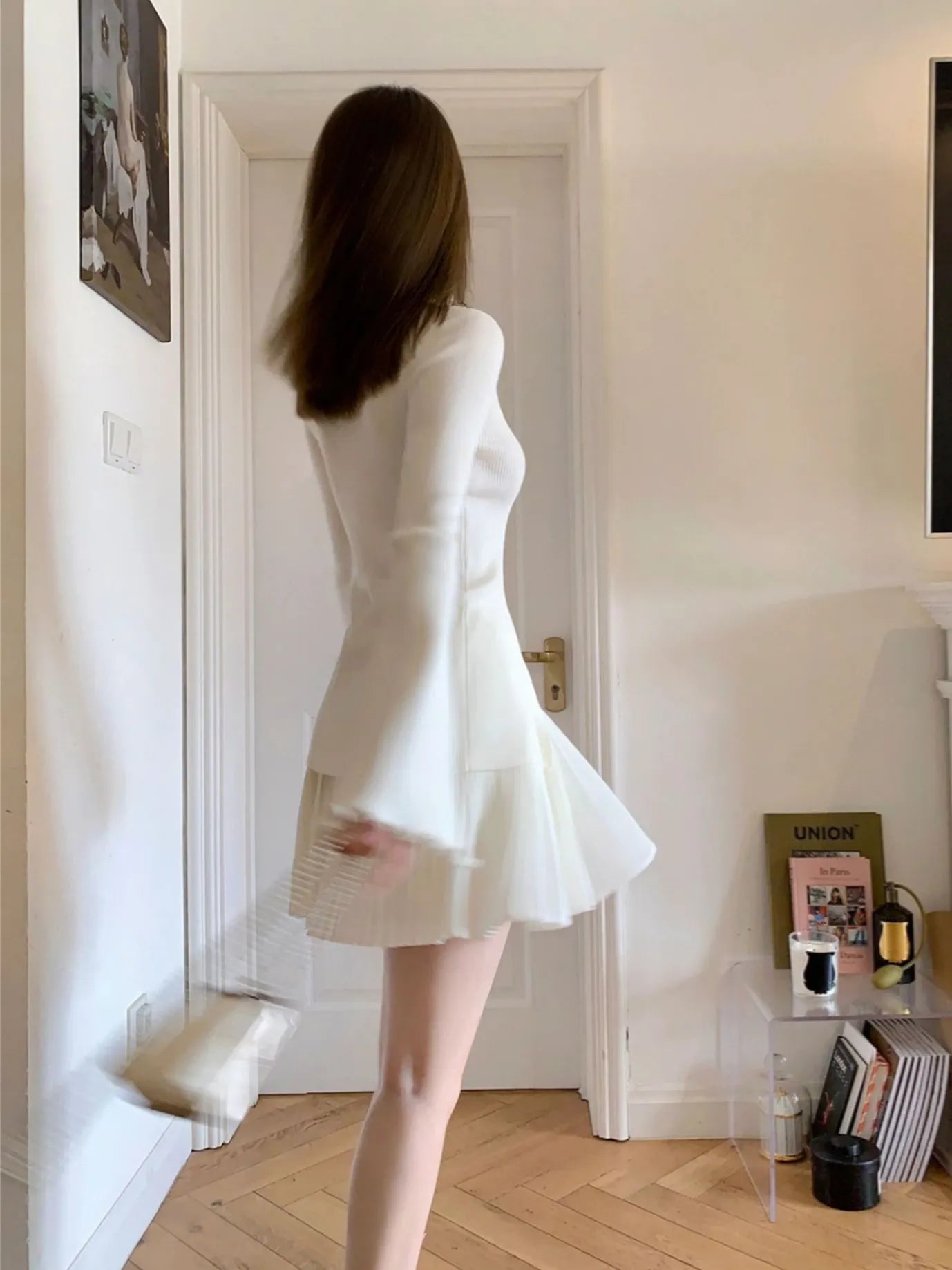 Vintage V-neck Bell Sleeve Slim Knit Pullover Top