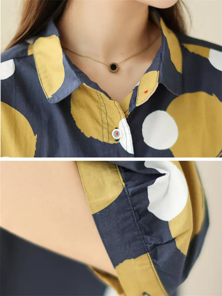 Damen-Kurzarmbluse im koreanischen Preppy-Stil mit gelben Punkten und Farbblock-Design.