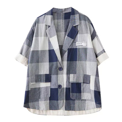 Schwarzer, lockerer Damenblazer im britischen Vintage-Stil mit Karomuster und kurzen Ärmeln