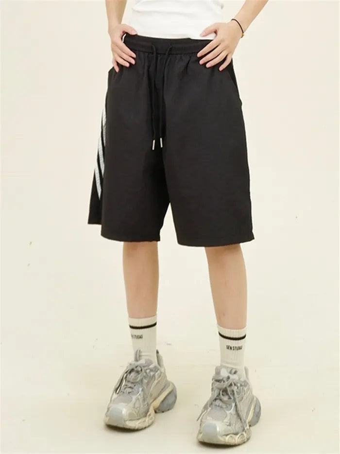 Damen-Sportswear-Set mit Streifenmuster, bestehend aus Jacke und Shorts, 2-teilig